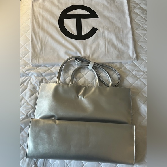 SILVER TELFAR BAG - LARGE - Picture 3 of 5